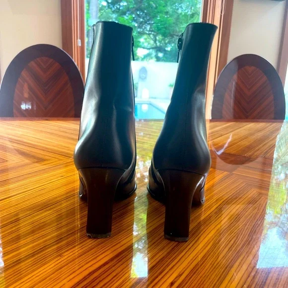 Gianni Bini size 8.5M ankle booties zipper rich brown like new - Picture 6 of 10